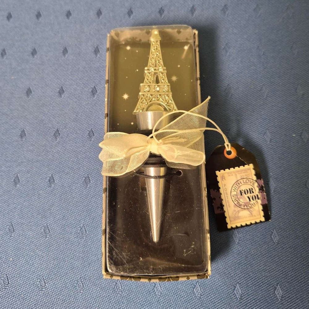 Eiffel Tower wine stopper in silver with gemstone "diamonds"